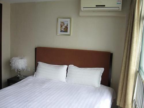 Ухань: Wuhan 1 Plus 1 Hotel