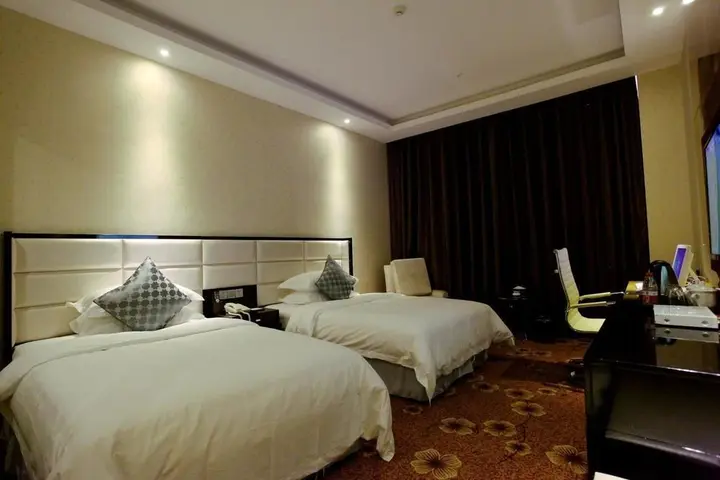 Синьян: Zhongzhou International Hotel