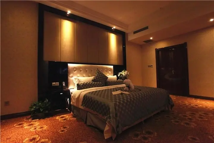 Синьян: Zhongzhou International Hotel