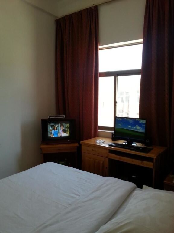 Цюйцзин: Yijia Hotel Qujing
