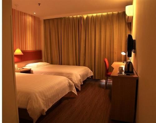 Цюйцзин: Yijia Hotel Qujing