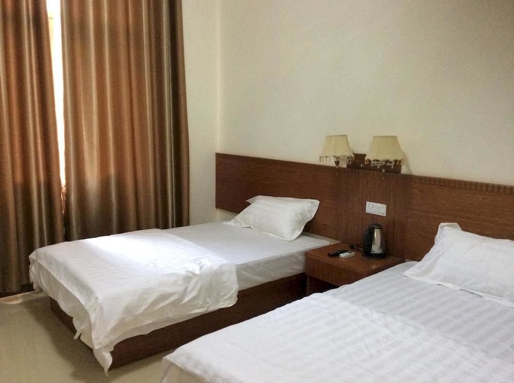 Бэйхай: Beihai Weizhou Island Hailan Inn