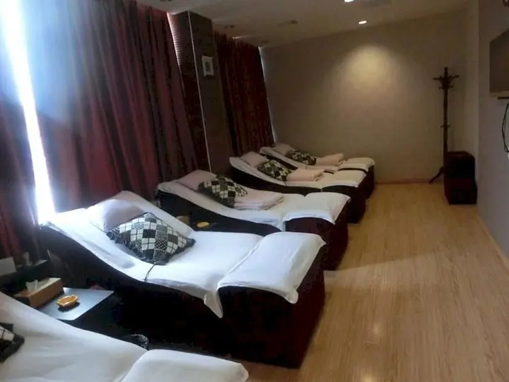 Уси: Lijing Longwan Bay Business Hotel