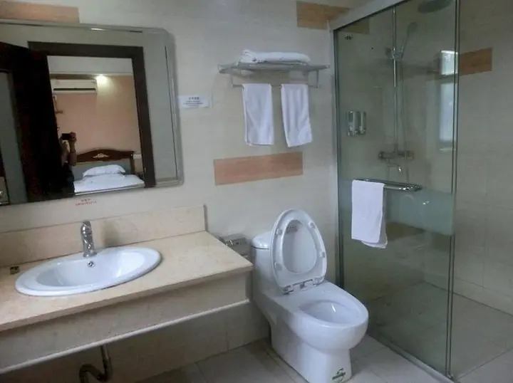 Уси: Lijing Longwan Bay Business Hotel