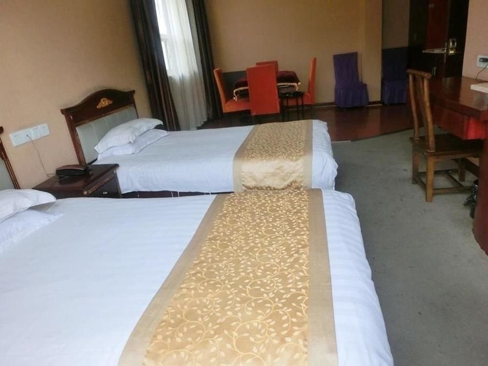 Уси: Lijing Longwan Bay Business Hotel