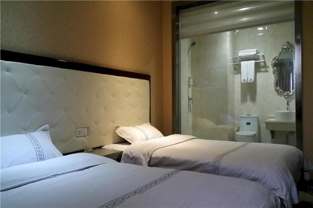 Лоян: Kaiyue Business Hotel