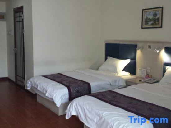 Лоян: Yuan Heng Business Hotel