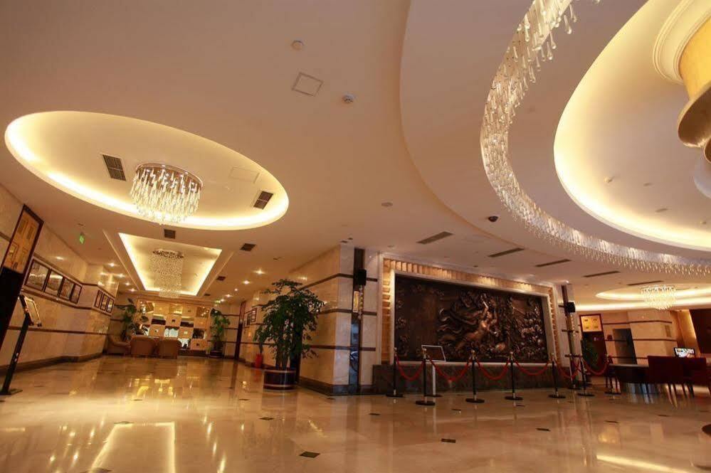 Яань: Yu Du Hotel