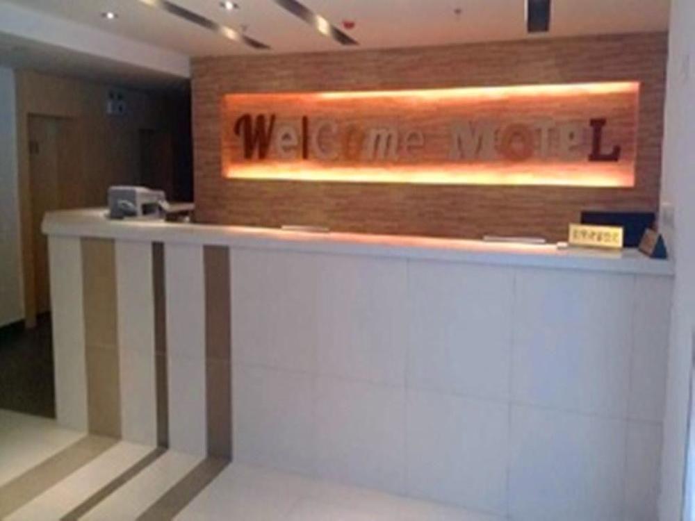 Цзинань: Motel 168 Jinan Shanda Road