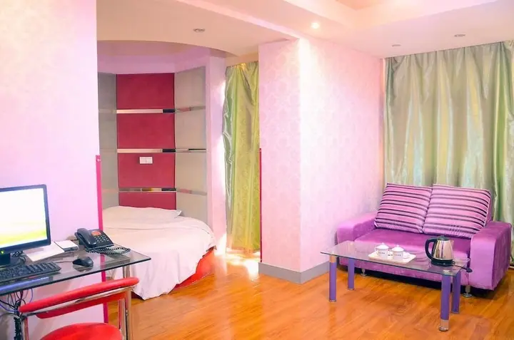 Шиянь: Shiyan Spring Fashion Hotel