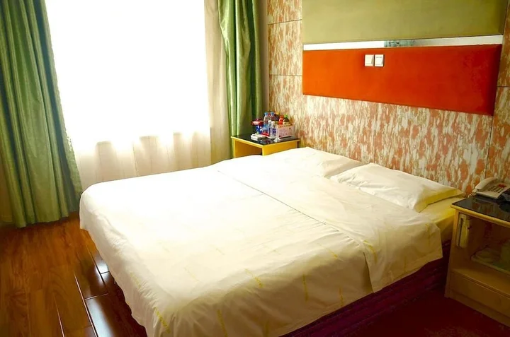 Шиянь: Shiyan Spring Fashion Hotel