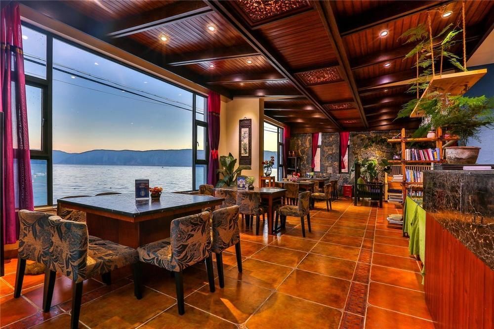 Дали: Haixi No.7 Courtyard Seaview Hotel
