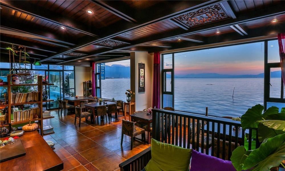 Дали: Haixi No.7 Courtyard Seaview Hotel