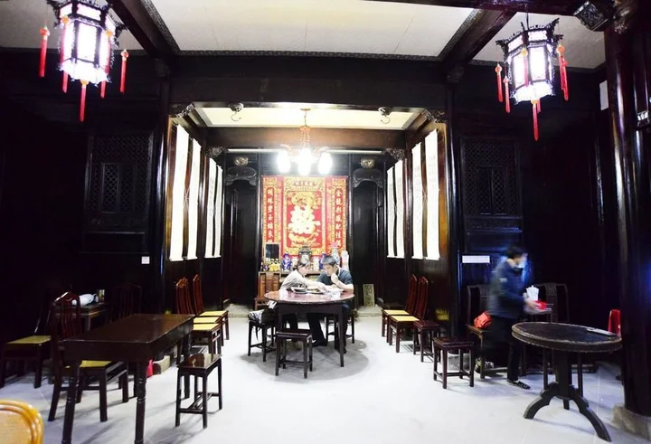 Хуаншань: Huqinlou Inn