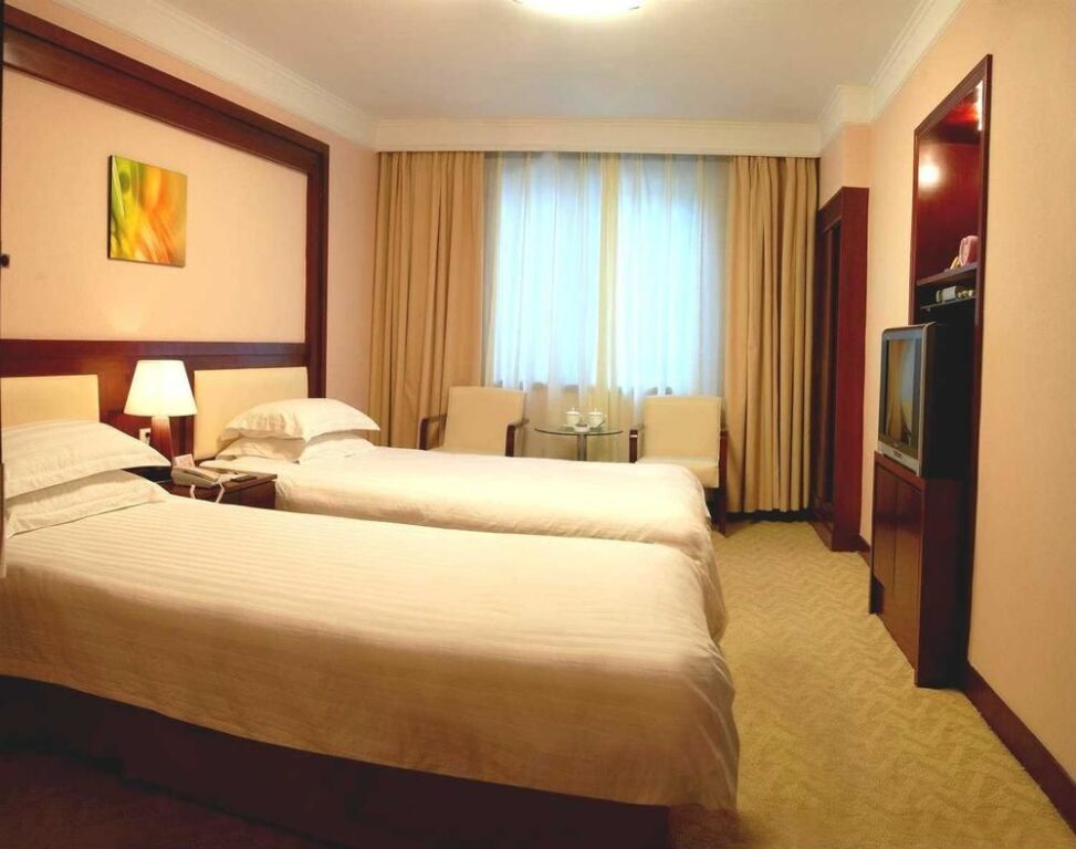 Наньян: Nanyang Wangfu Hotel