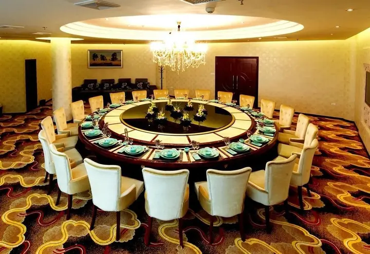 Лишуй: Yongli Business Hotel
