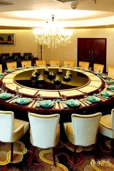 Лишуй: Yongli Business Hotel
