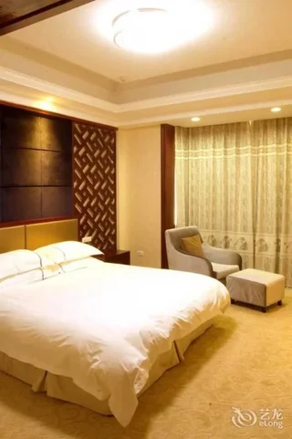 Лишуй: Yongli Business Hotel