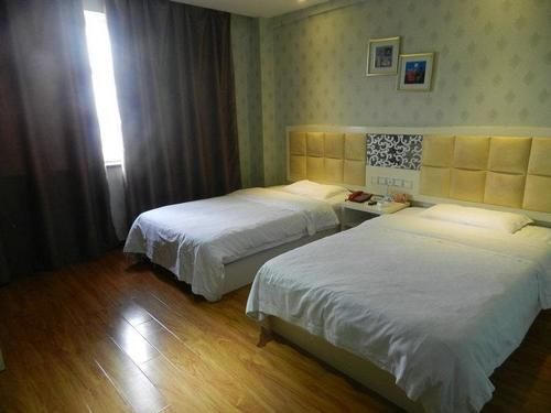 Ухань: Wuhan Feitai Business Hotel