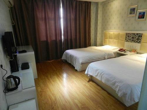 Ухань: Wuhan Feitai Business Hotel