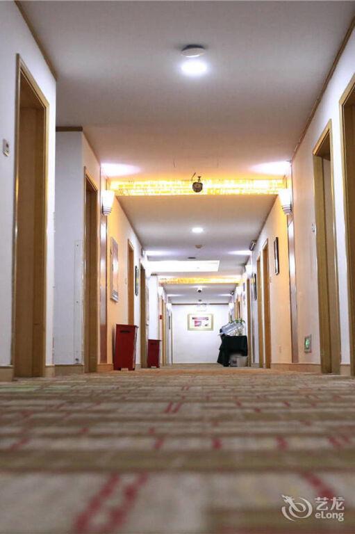 Чжэнчжоу: Joy Inn and Suites - Zhengzhou