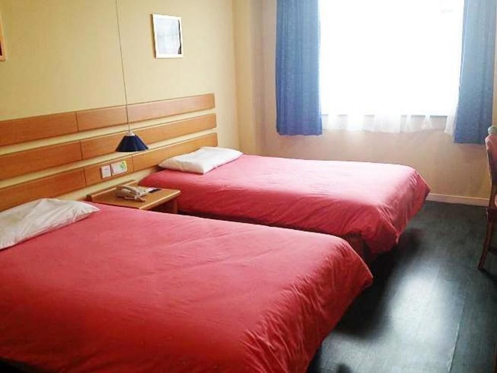 Уху: Home Inn Hotel