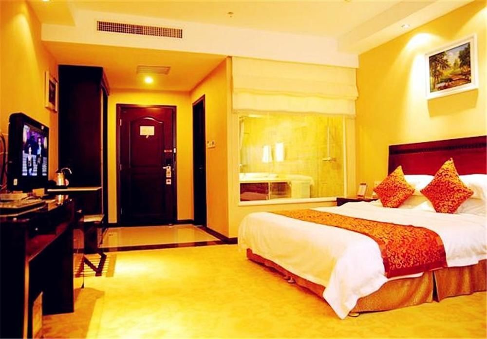 Синьсян: Fengsheng Zhongzhou Business Hotel