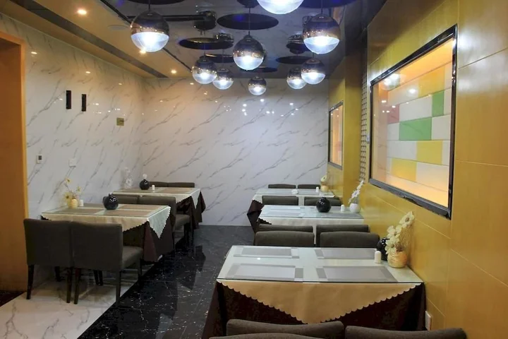 Кайфын: Kaifeng Wangjiao Spring Hotel