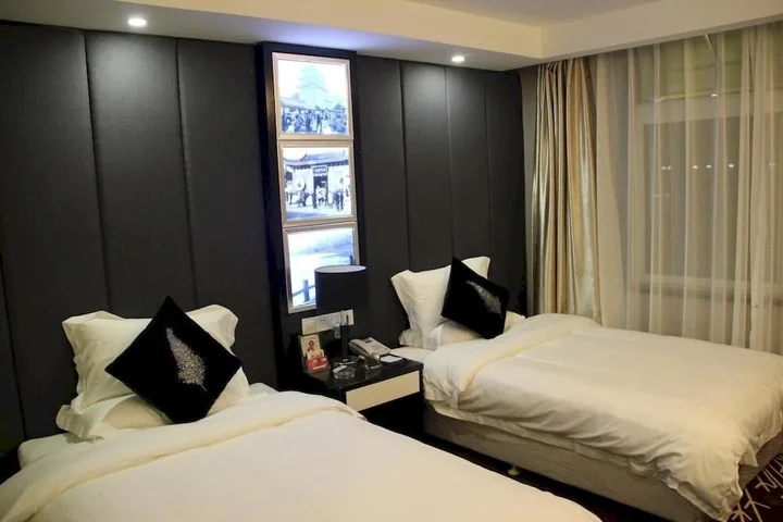 Кайфын: Kaifeng Wangjiao Spring Hotel