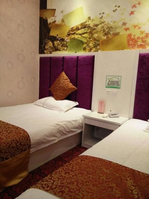 Чжэнчжоу: Zhengzhou Love Theme Hotel