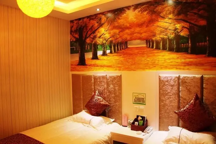 Чжэнчжоу: Zhengzhou Love Theme Hotel