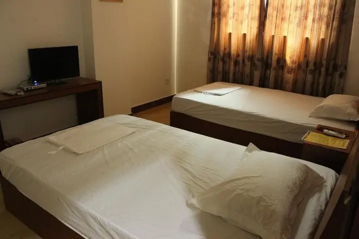 Янгиианг: Aishang Hotel Yangxi Shapa Bay