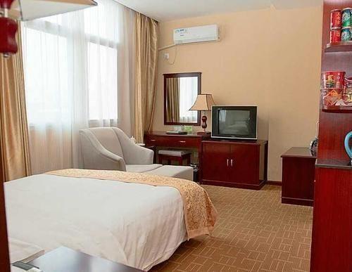 Шиянь: Triumph Power Hotel