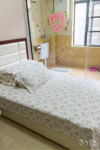 Ухань: Xinsu Apartment (Wuhan High-speed Railway Station)