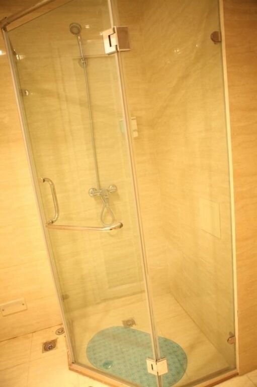 Чжэнчжоу: Zhenzhou Lantian Business Hotel