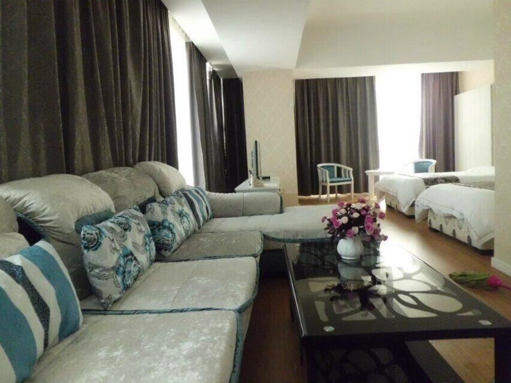 Чжэнчжоу: Zhenzhou Lantian Business Hotel