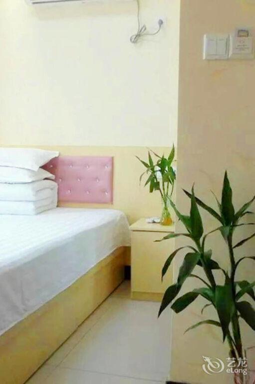 Ухань: Jintaohong Taoyuan Hotel