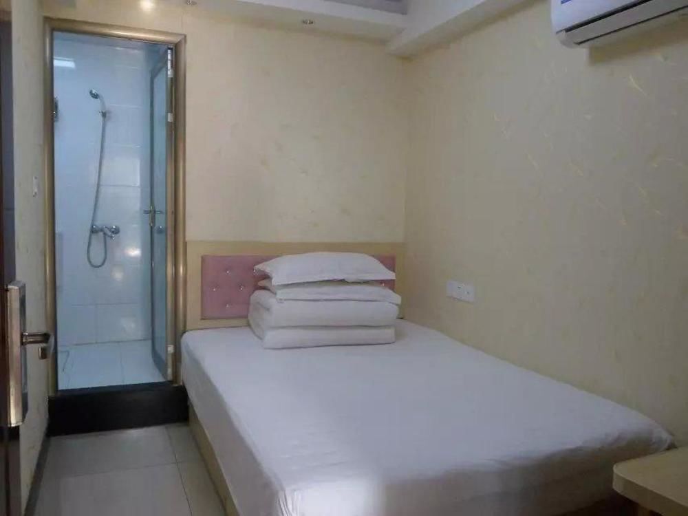Ухань: Jintaohong Taoyuan Hotel