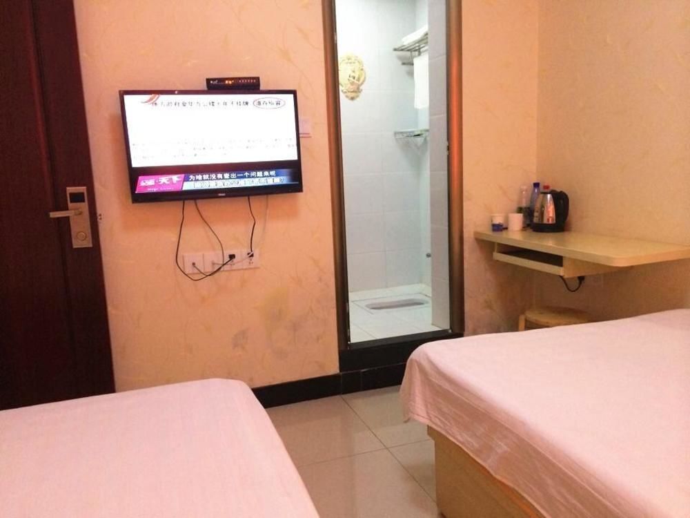 Ухань: Jintaohong Taoyuan Hotel