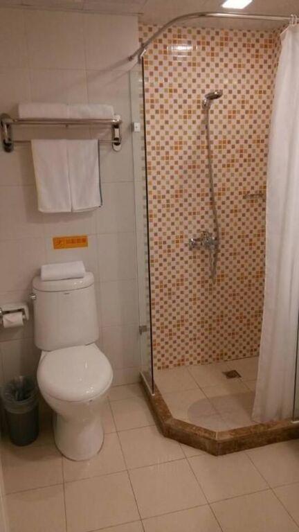 Гуангхан: Home Inns