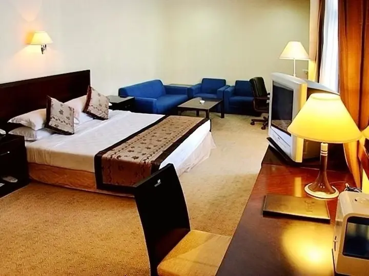 Пекин: Kangming Hotel Beijing