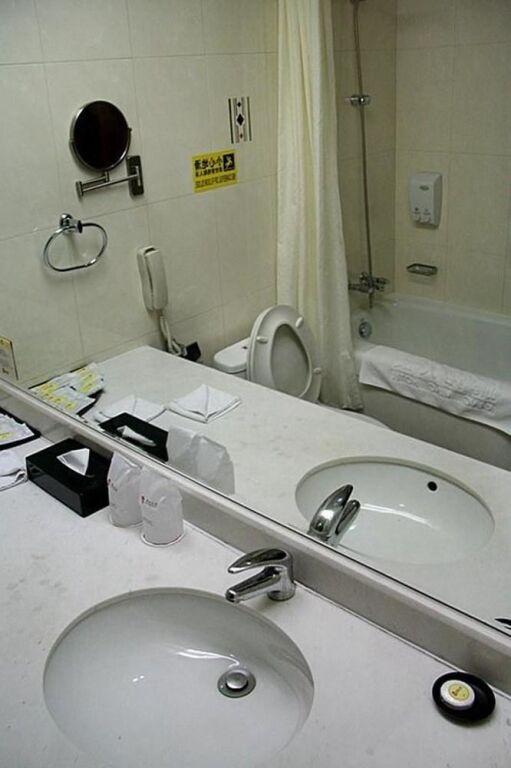 Пекин: Kangming Hotel Beijing