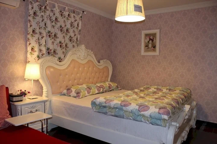 Цзясинь: Romance Town