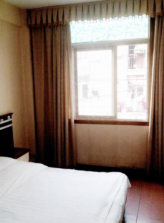 Ухань: Huangting Hotel