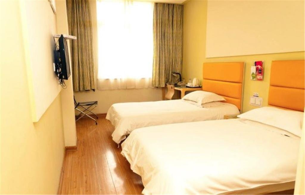 Дунъин: Grace Inn Dongying Guangrao Bus Station