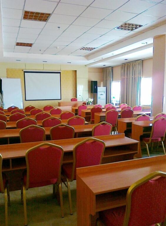 Синьсян: Meiyijia Business Hotel