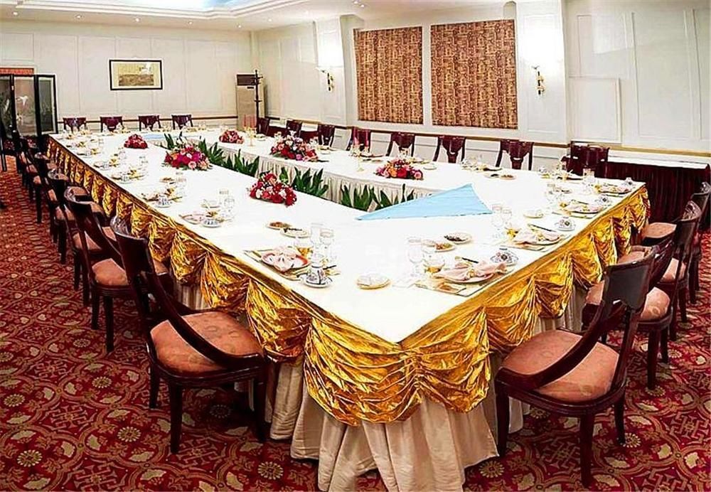 Тайюань: Sanjin International