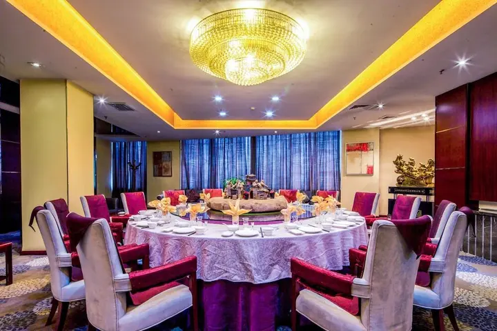 Цзиньчжун: Fengyanjianguo Hotel