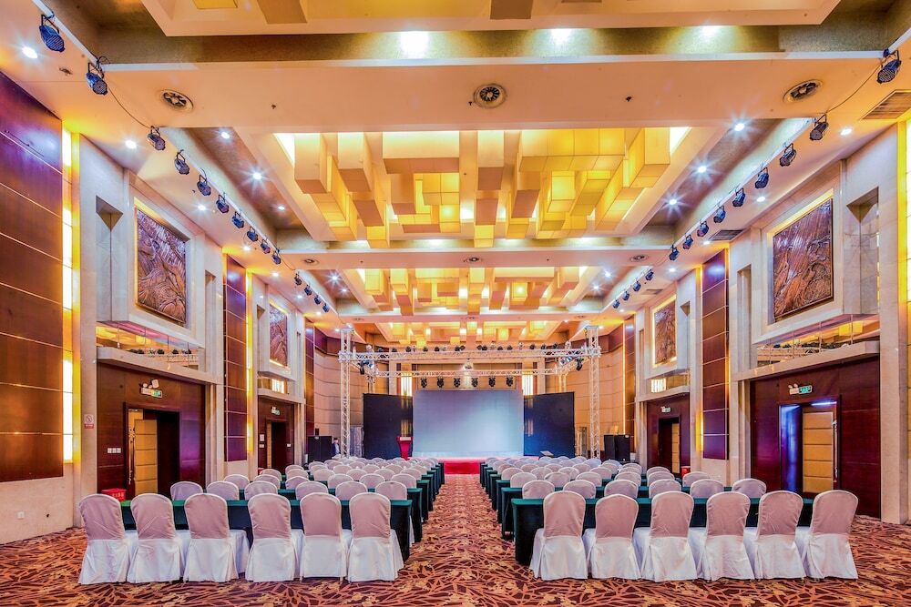 Цзиньчжун: Fengyanjianguo Hotel