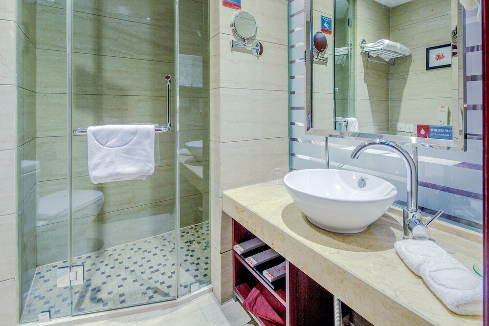Цзиньчжун: Fengyanjianguo Hotel